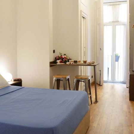 Domus Studio 25 bed & breakfast Napoli Eksteriør billede