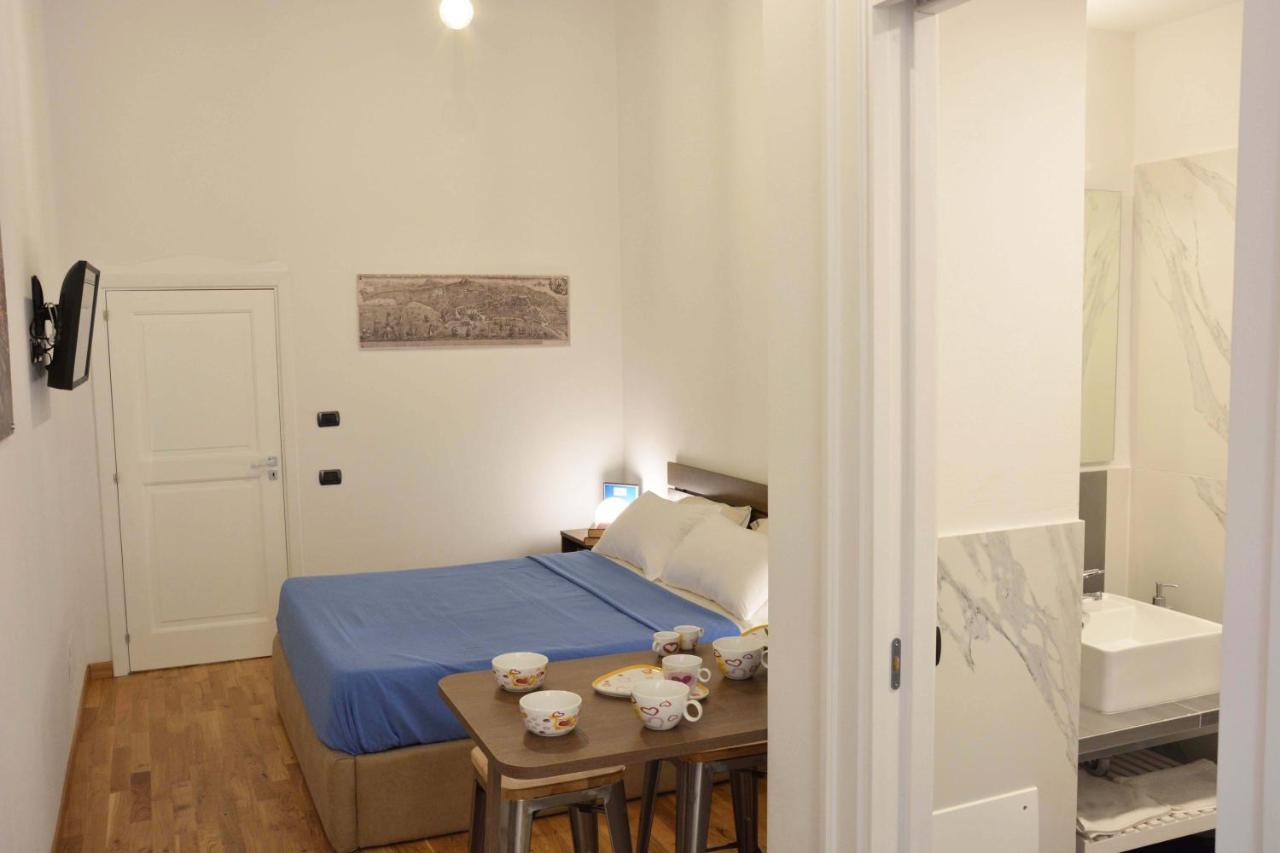 Domus Studio 25 bed & breakfast Napoli Eksteriør billede