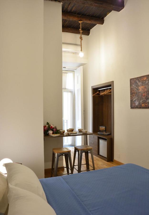 Domus Studio 25 bed & breakfast Napoli Eksteriør billede